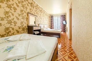 Гостиница Афина Витязево Люкс с 2 спальнями-1