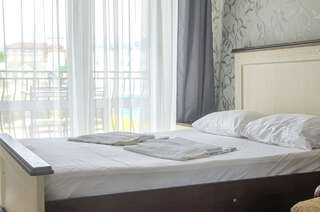 Гостиница Афина Витязево Большой двухместный номер с 1 кроватью-1