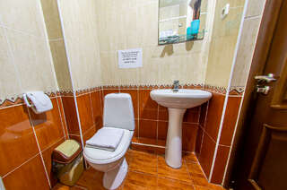 Гостиница Афина Витязево Стандартный четырехместный номер-2