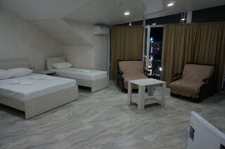 Гостиница Афина Витязево Семейный номер-4