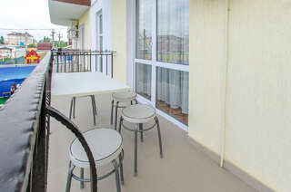 Гостиница Афина Витязево Люкс с 2 спальнями-7